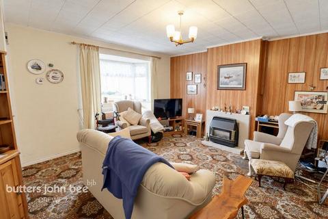 3 bedroom semi-detached house for sale, Christleton Avenue, Crewe