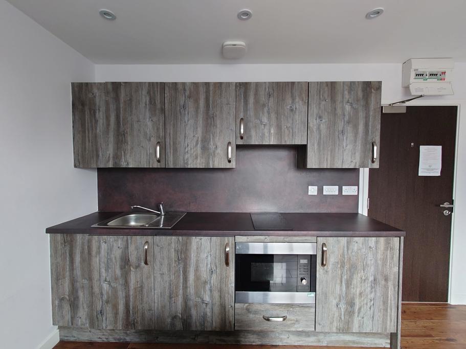 Apartment in Leicester - View 3