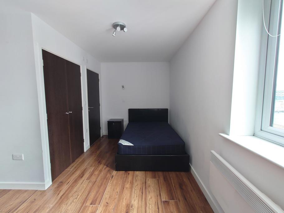 Apartment in Leicester - View 4