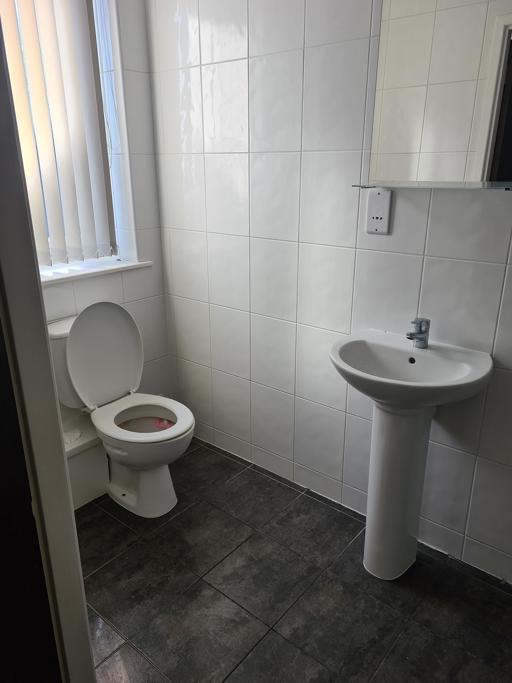 Apartment in Leicester - View 5