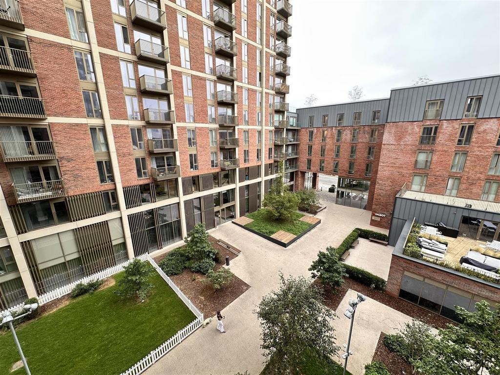 Apartment in Salford, Blackfriars, Ordsall - View 4