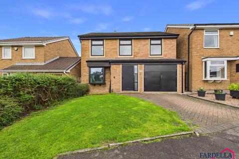 4 bedroom detached house for sale, Brantfell Drive, Burnley, BB12