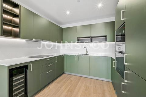 2 bedroom apartment to rent, Redwood Tower, Twelve Trees Park, London, E16