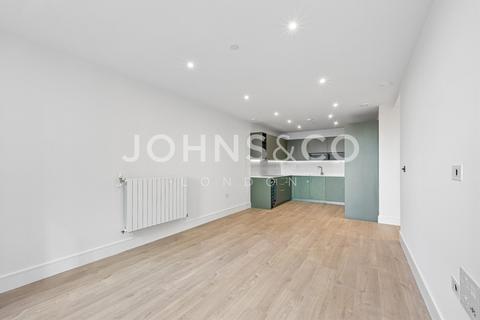 2 bedroom apartment to rent, Redwood Tower, Twelve Trees Park, London, E16