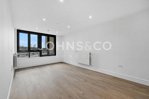 2 bedroom apartment to rent, Redwood Tower, Twelve Trees Park, London, E16