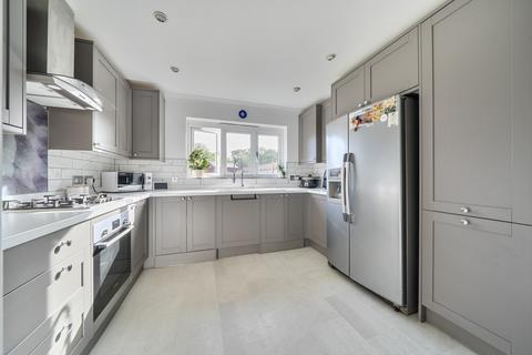 4 bedroom terraced house for sale, St. Dunstans Hill Cheam, Cheam, Sutton, Surrey, SM1