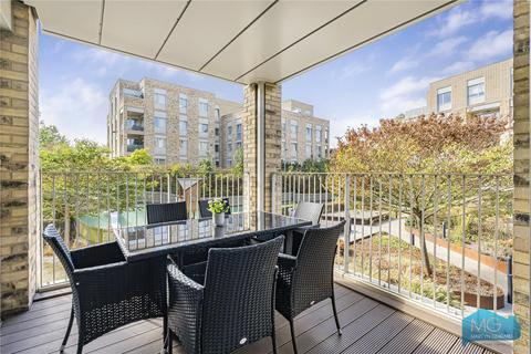 3 bedroom apartment for sale, Medawar Drive, London, NW7