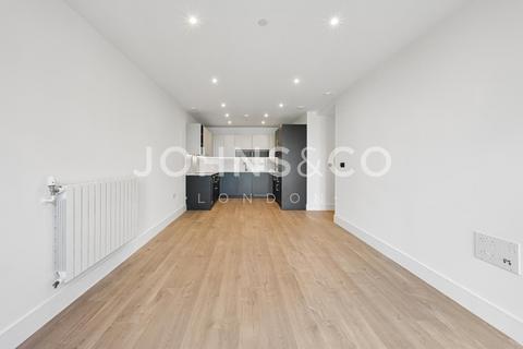2 bedroom apartment to rent, Redwood Tower, Twelve Trees Park, London, E16