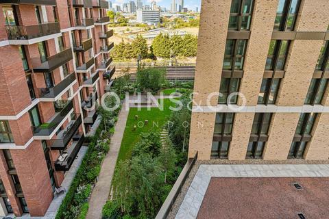 2 bedroom apartment to rent, Redwood Tower, Twelve Trees Park, London, E16