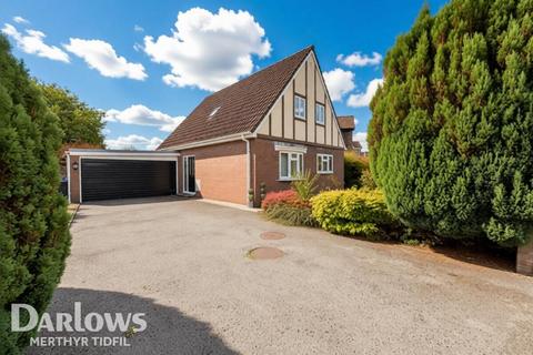 3 bedroom detached house for sale, The Hollies, Treharris