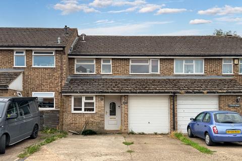 3 bedroom terraced house for sale, Segsbury Road, Wantage, OX12