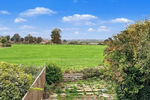 3 bedroom terraced house for sale, Segsbury Road, Wantage, OX12