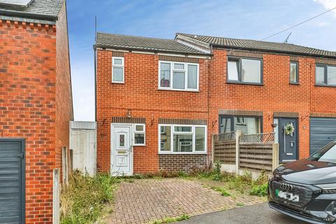 3 bedroom end of terrace house for sale, Fishers Street, Kirkby-In-Ashfield, Nottingham