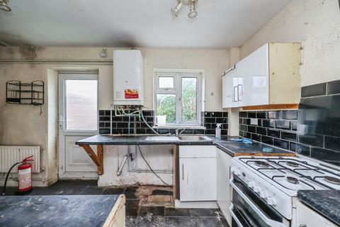 3 bedroom end of terrace house for sale, Fishers Street, Kirkby-In-Ashfield, Nottingham