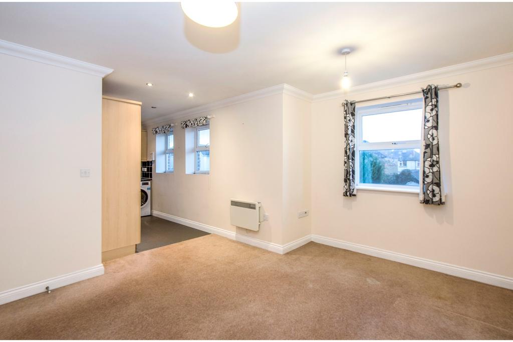 Apartment in Bournemouth, Springbourne - View 3