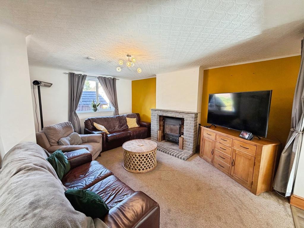 House in Leicester, Braunstone - View 2