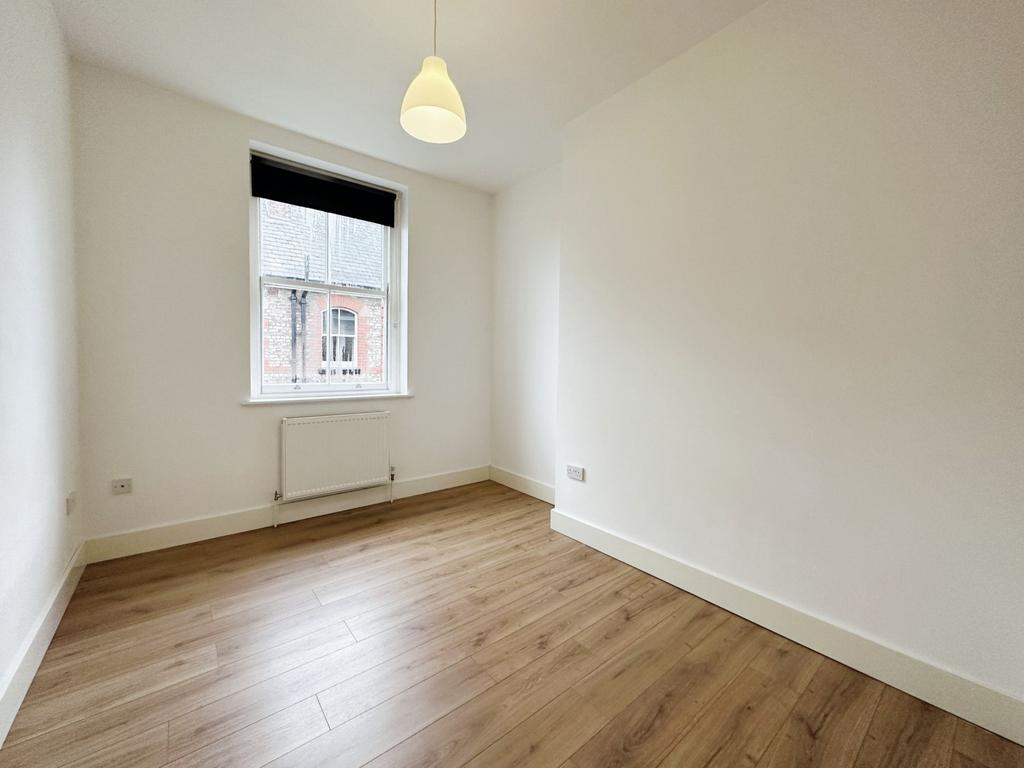 Apartment in Liverpool - View 3