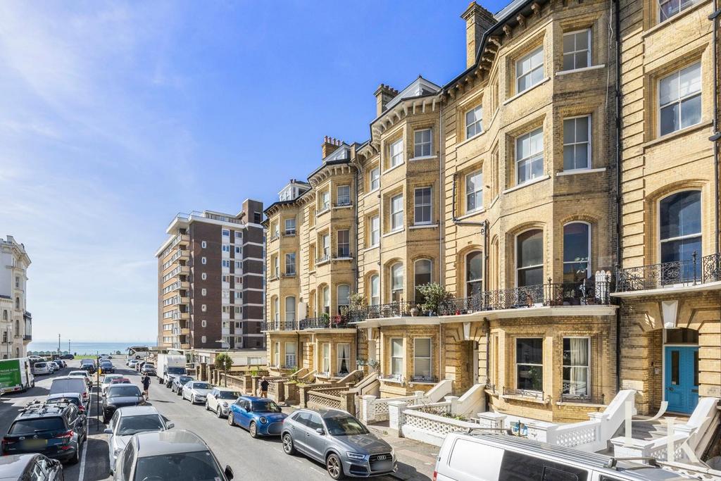 Apartment in Hove