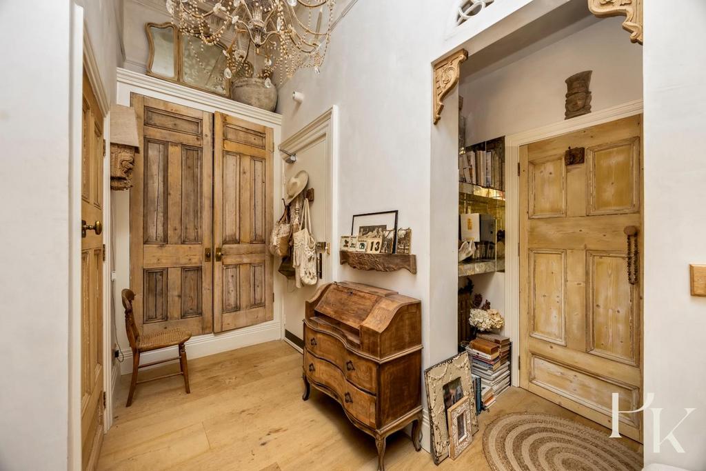 Apartment in Hove - View 4