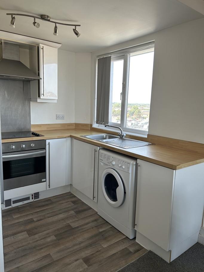 Apartment in Nottingham - View 5