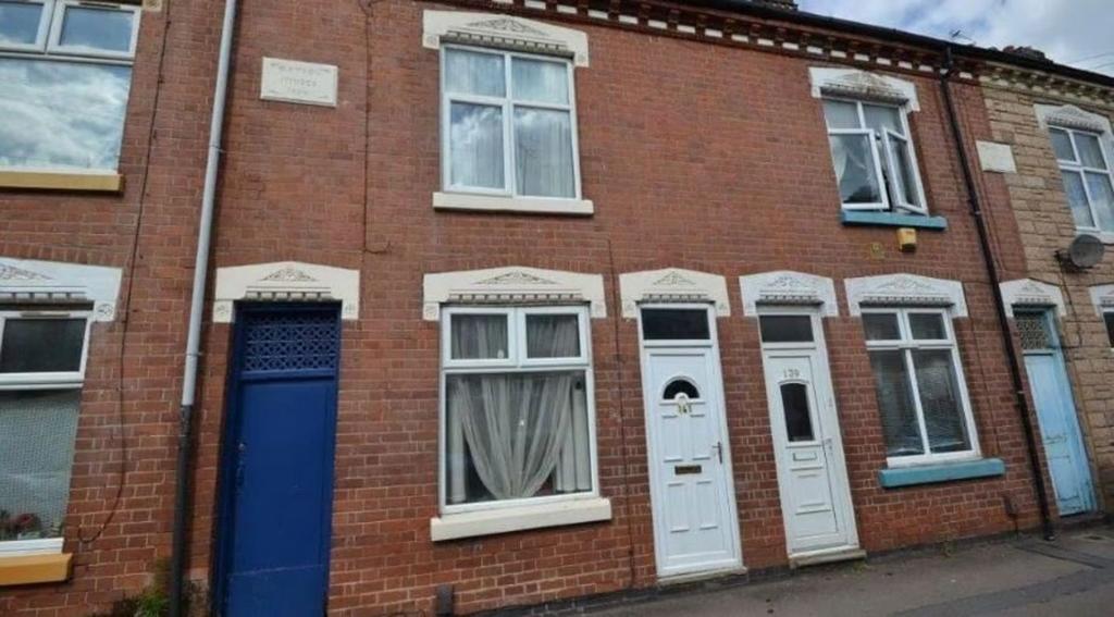 House in Leicester - View 2