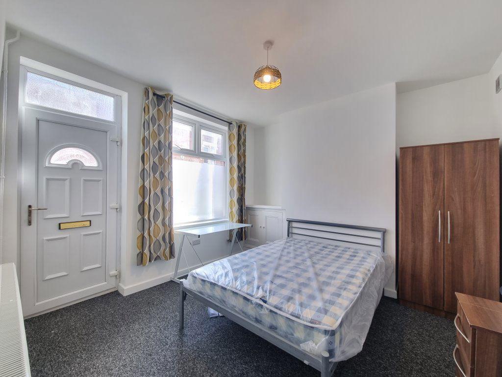 House in Leicester - View 3