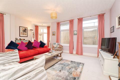 2 bedroom flat for sale, Weybourne Road, SHERINGHAM