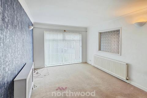 4 bedroom detached house to rent, Field House Road, Doncaster DN5