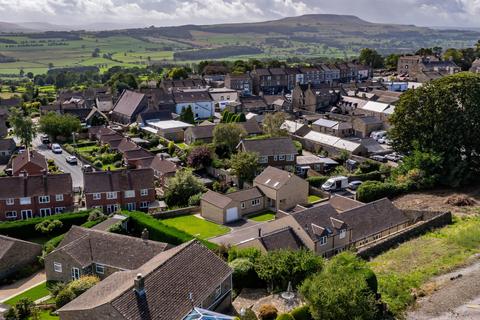 2 bedroom detached house for sale, No. 3 Givenwood Court, Leyburn
