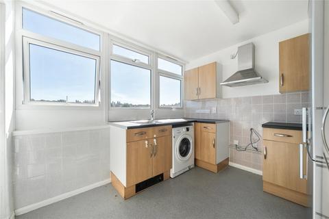 2 bedroom flat for sale, Grove Park Road, London