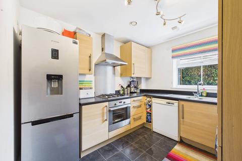 1 bedroom apartment for sale, Laurel Gardens, Ashford, Surrey, TW15
