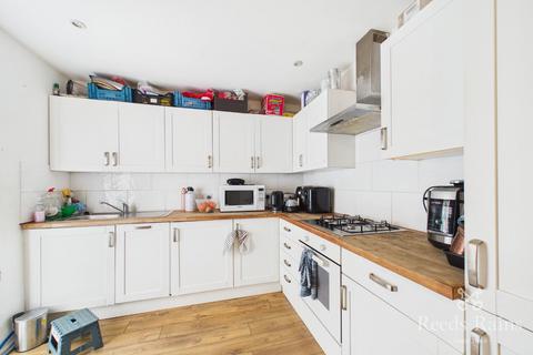 2 bedroom terraced house for sale, Freeman Road, Greater Manchester SK16