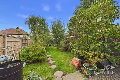 2 bedroom terraced house for sale, Freeman Road, Greater Manchester SK16