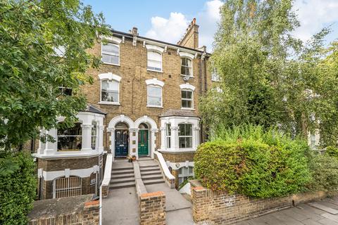 2 bedroom maisonette for sale, Langdale Road, London