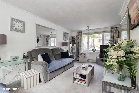 2 bedroom end of terrace house for sale, Blackley New Road, Manchester, M9