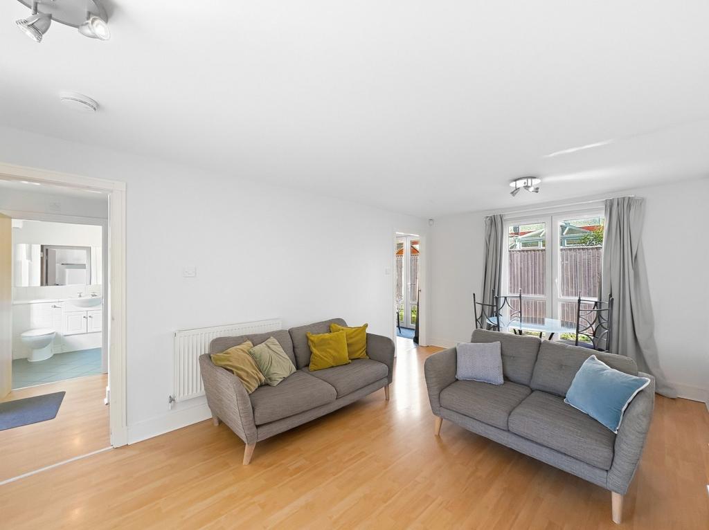 House in Edinburgh - View 4