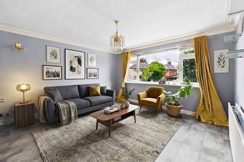 3 bedroom detached house for sale, Plantation Side, Nottingham