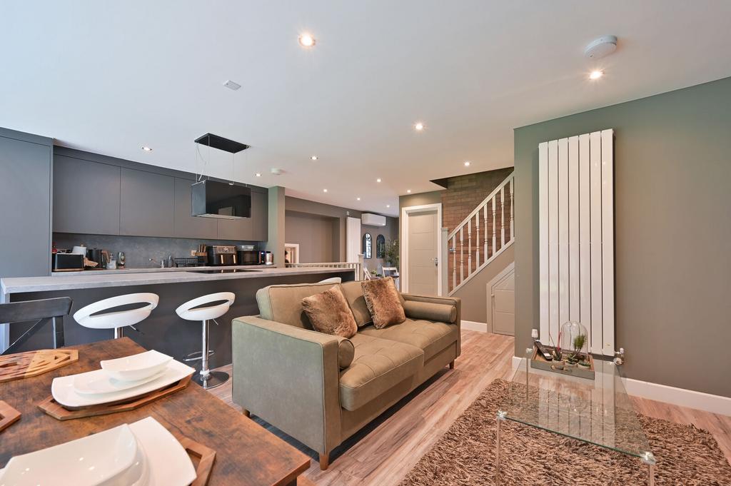 House in South Harrow - View 3