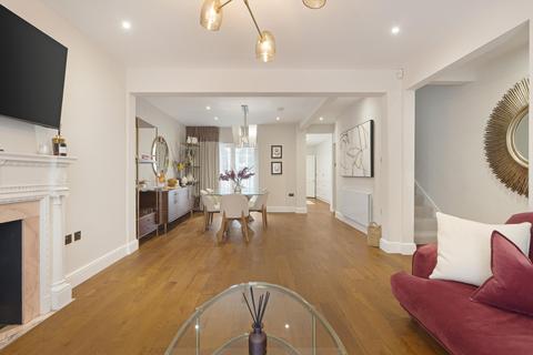 5 bedroom detached house for sale, Draycott Avenue, London SW3