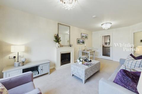 1 bedroom ground floor flat for sale, Park Road, Diss IP22 4AS