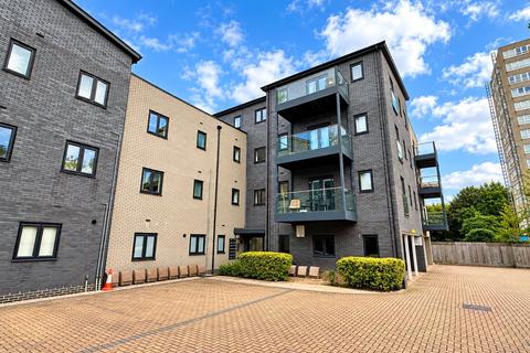 1 bedroom apartment for sale, Florence Close, Great Warley, Brentwood, Essex