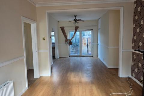 3 bedroom terraced house for sale, Marshlands Road, Wallasey