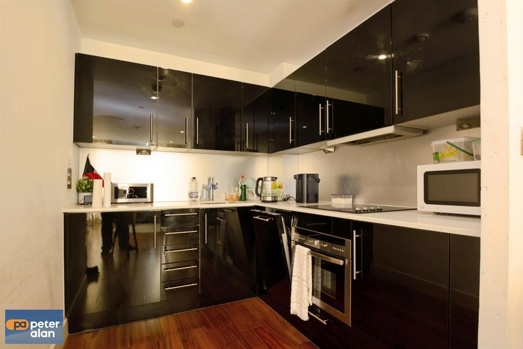 Apartment in Cardiff - View 2