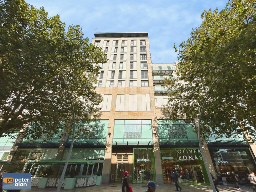 Apartment in Cardiff - View 3