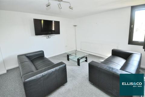3 bedroom apartment for sale, Britten Close, Golders Green, NW11