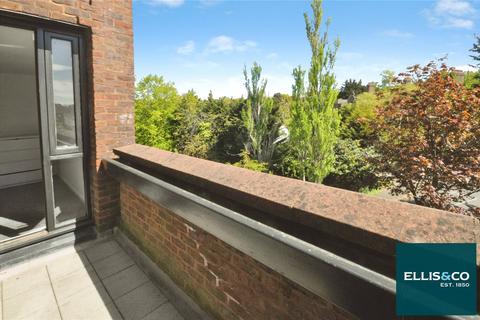 3 bedroom apartment for sale, Britten Close, Golders Green, NW11