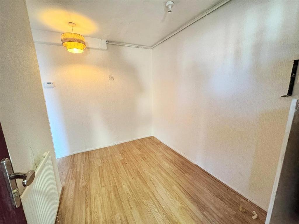 Apartment in Liverpool - View 3