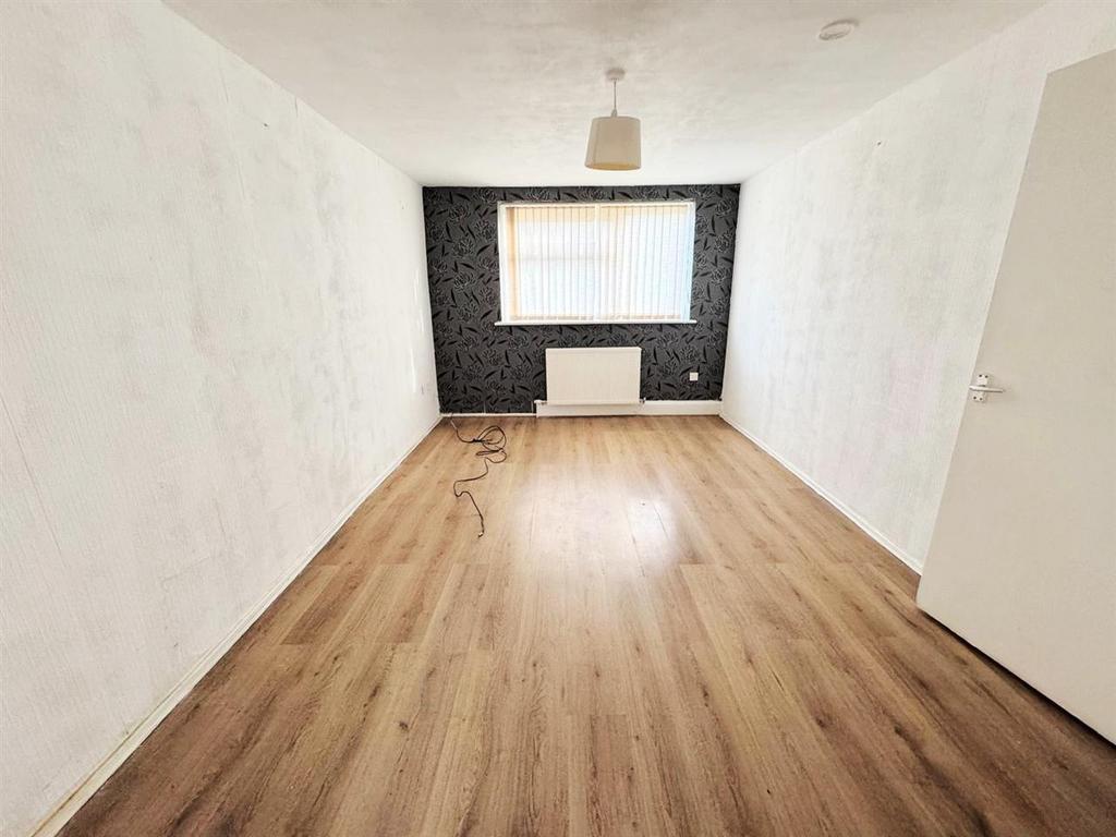 Apartment in Liverpool - View 4