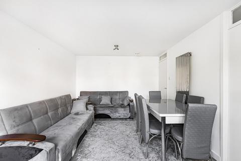 1 bedroom flat for sale, Bullsmoor Way, Waltham Cross