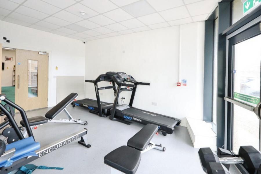 Apartment in Sheffield, South Yorkshire - More